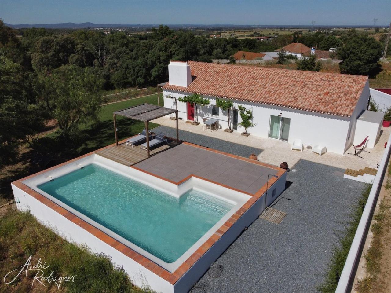 The Red Door Bed & Breakfast Estremoz Bagian luar foto